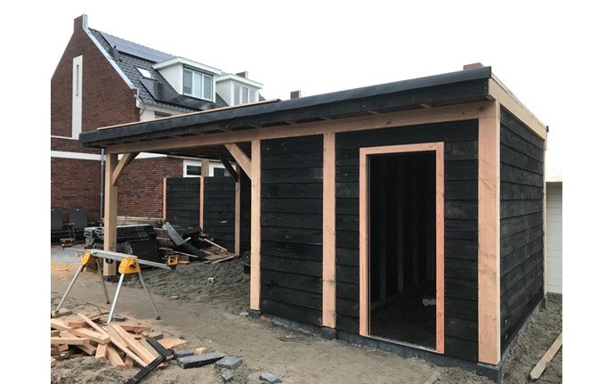 12-2019 Tuinhuisje